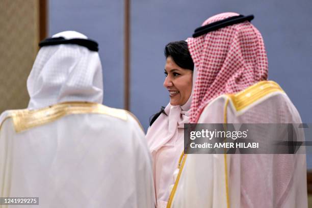 958 Bandar Bin Saud Bin Abdulaziz Al Saud Stock Photos High Res 958-bandar-bin-saud-bin-abdulaziz-al-saud-stock-photos-high-res