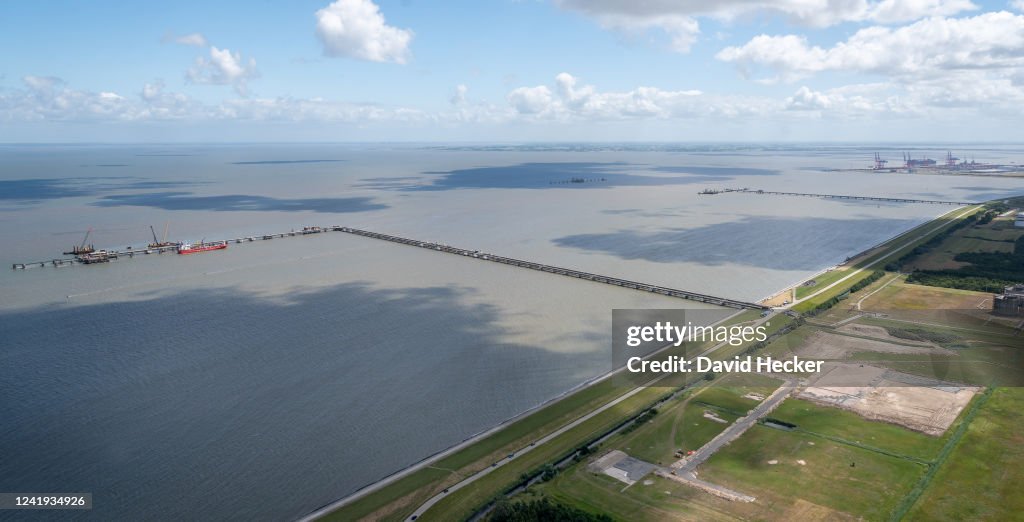 Germany Builds Terminal For Floating LNG Station