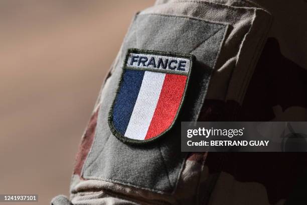 General view of a military crest of the French Army in Niamey, on July 15, 2022 during an official visit of French Ministers of Foreign Affairs and...