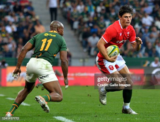 Louis Rees-Zammit of Wales during the 3rd Castle Lager Incoming Series test match between South Africa and Wales at DHL Stadium on July 16, 2022 in...