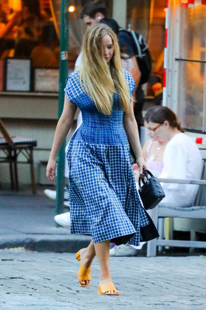 Jennifer Lawrence was spotted taking a walk around the west village in New York City. 15 Jul 2022