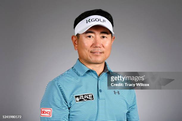 Yang current official PGA TOUR headshot.
