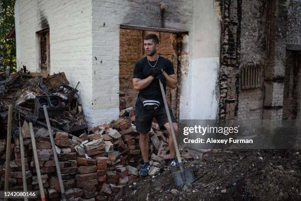 Repair Together Raves Everyone Together Photos and Premium High Res Pictures - Getty Images