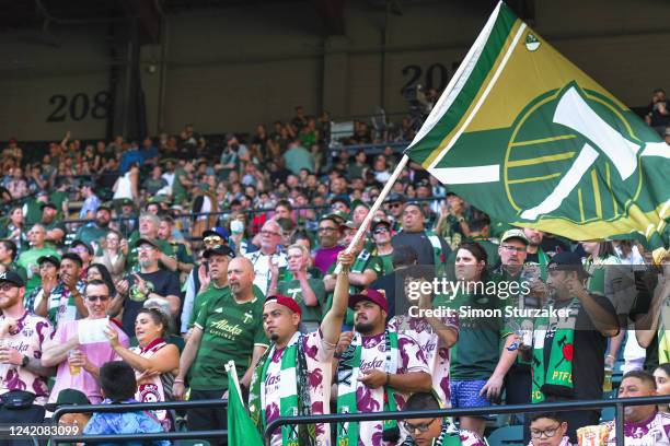 Timbers Fans Portland Timbers Fans Photos and Premium High Res Pictures - Getty Images