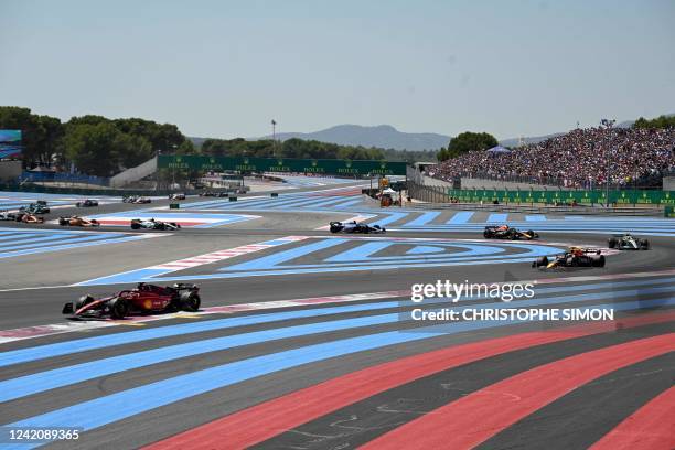 General view taken during the warm up lap of the French Formula One Grand Prix at the Circuit Paul-Ricard in Le Castellet, southern France, on July...