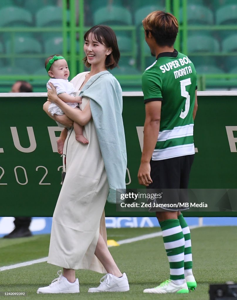 Japanese footballer Hidemasa Morita of Sporting seen with girlfriend... News Photo - Getty Images