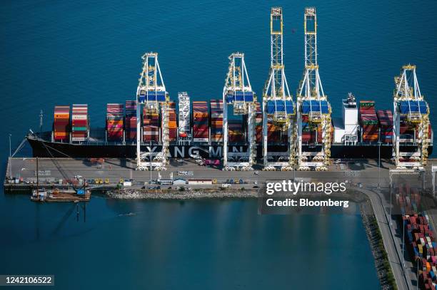 Deltaport Photos and Premium High Res Pictures - Getty Images