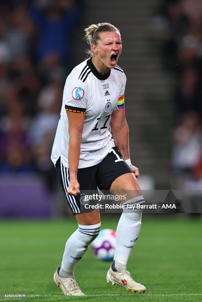 Germany v France: Semi Final - UEFA Women's EURO 2022
