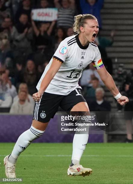 Germany's Alexandra Popp during the UEFA Women's Euro England 2022 Semi Final match between Germany and France at Stadium mk on July 27, 2022 in...