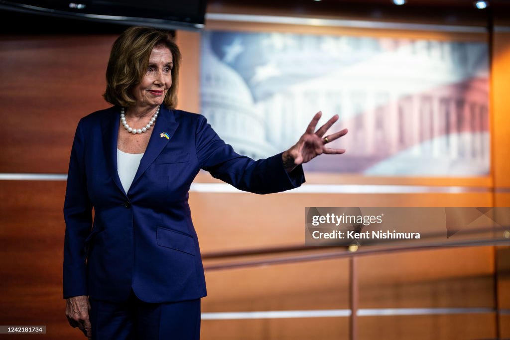 Speaker Pelosi Weekly News Conference