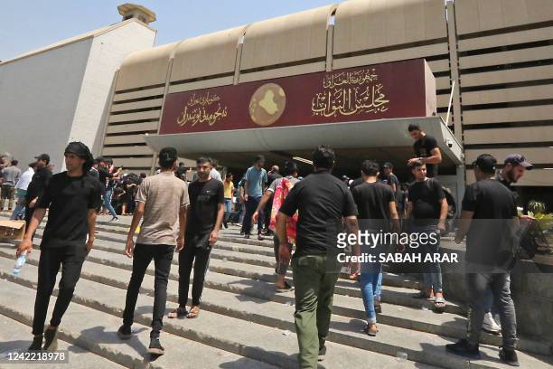 Supporters Iraq's powerful Shiite preacher Moqtada Sadr -- opposed to a rival bloc's nomination for prime minister -- walk freely in and out of...