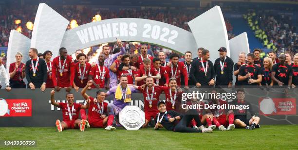 Leicester, United Kingdom Liverpool players with Trophy during The FA Community Shield match between Manchester City against Liverpool at King Power...