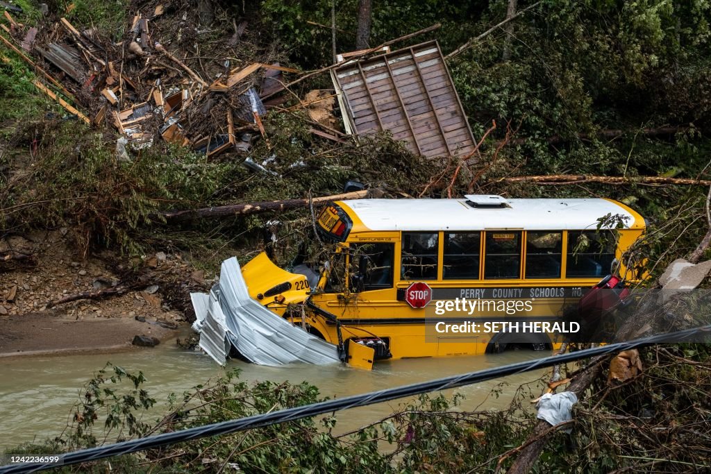 TOPSHOT-US-WEATHER-FLOODING-KENTUCKY