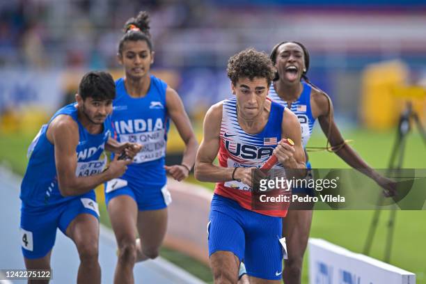 Will Sumner of Team USA competes during the mixed 4x400m relay final round on day two of the World Athletics U20 Championships Cali 2022 at Pascual...