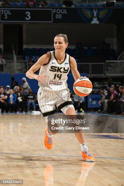 Allie Quigley of the Chicago Sky drives to the basket during the game against the Dallas Wings on August 2, 2022 at the Wintrust Arena in Chicago,...