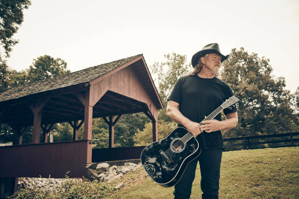 Trace Adkins.