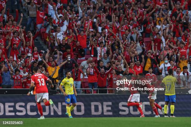 Gilberto of SL Benfica celebrates scoring SL Benfica first goal during the Liga Portugal Bwin match between SL Benfica and FC Arouca at Estadio do...