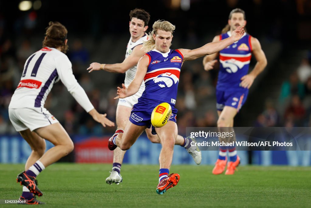 AFL Rd 21 - Western Bulldogs v Fremantle