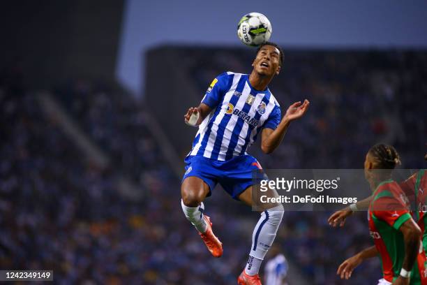 Danny Loader of FC Porto controls the ball during the Liga Portugal Bwin match between FC Porto and CS Maritimo at Estadio do Dragao on August 6,...