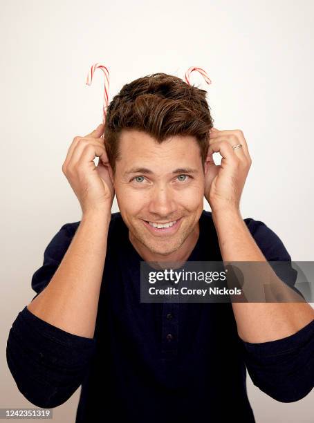 Drew Seeley attends California Christmas Con at Pasadena Convention Center on August 06, 2022 in Pasadena, California.