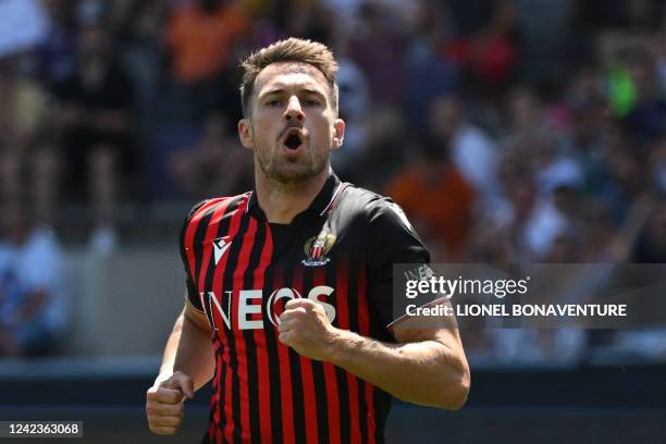 Nice's Welsh midfielder Aaron Ramsey celebrates scoring his team's first goal during the French L 1 football match between Toulouse FC and OGC Nice...