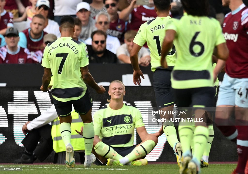 TOPSHOT-FBL-ENG-PR-WEST HAM-MAN CITY
