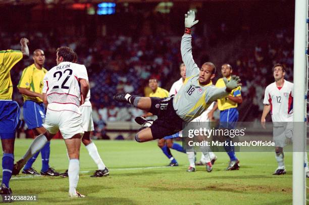 June 2003, Lyon - FIFA Confederations Cup - Brazil v United States - USA goalkeeper Tim Howard.