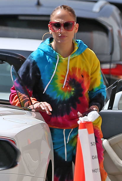 Jennifer Lopez is seen arriving at a dance studio on August 8, 2022 in Los Angeles, California.