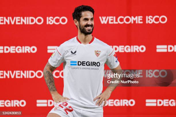 Isco Alarcon during the presentation of Isco Alarcon as a new player of Sevilla CF at Sanchez Pizjuan Stadium on August 08, 2022 in Seville, Spain.