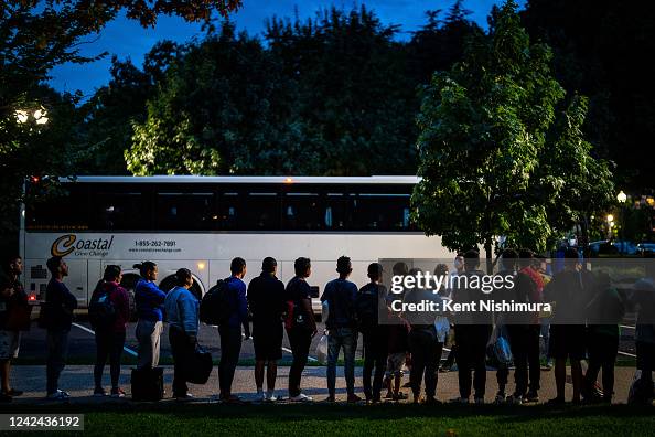 Migrant Busses Arriving in Washginton DC Migrant Busses Arriving in Washginton DC
