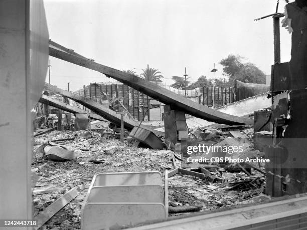 Valandele Riot 229 1965 Watts Riots Photos & High Res Pictures - Getty Images