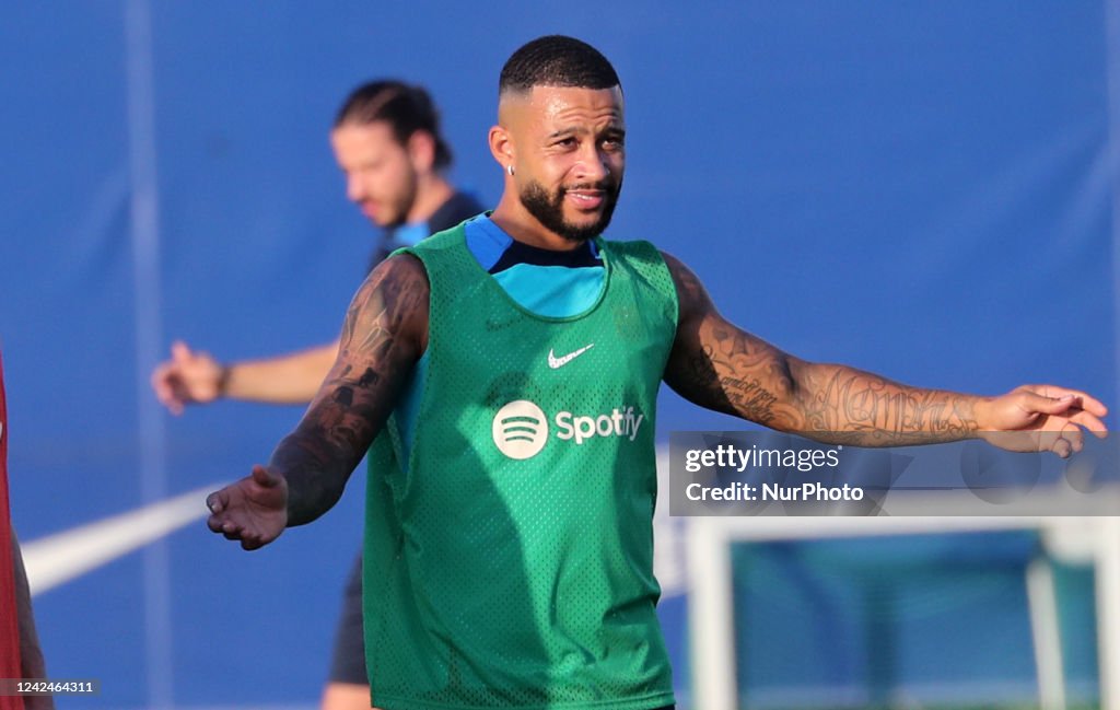 FC Barcelona Training Session