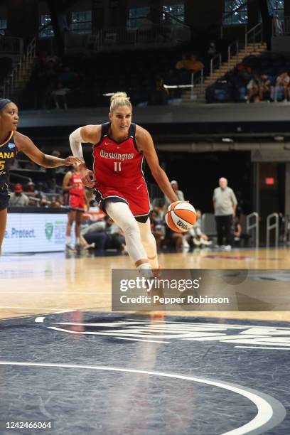 Elena Delle Donne of the Washington Mystics drives to the basket during the game against the Indiana Fever on August 12, 2022 at the Gainbridge...