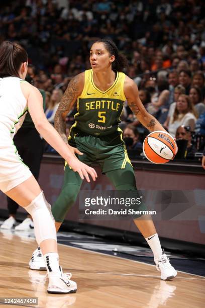 Gabby Williams of the Seattle Storm dribbles the ball during the game against the Minnesota Lynx on August 12, 2022 at the Target Center in...