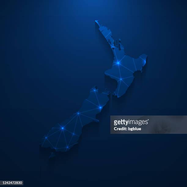 stockillustraties, clipart, cartoons en iconen met nieuw-zeelands kaartnetwerk - helder gaas op donkerblauwe achtergrond - new zealand connected