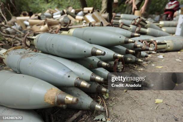 Explosive Shell High Explosive Photos and Premium High Res Pictures - Getty Images