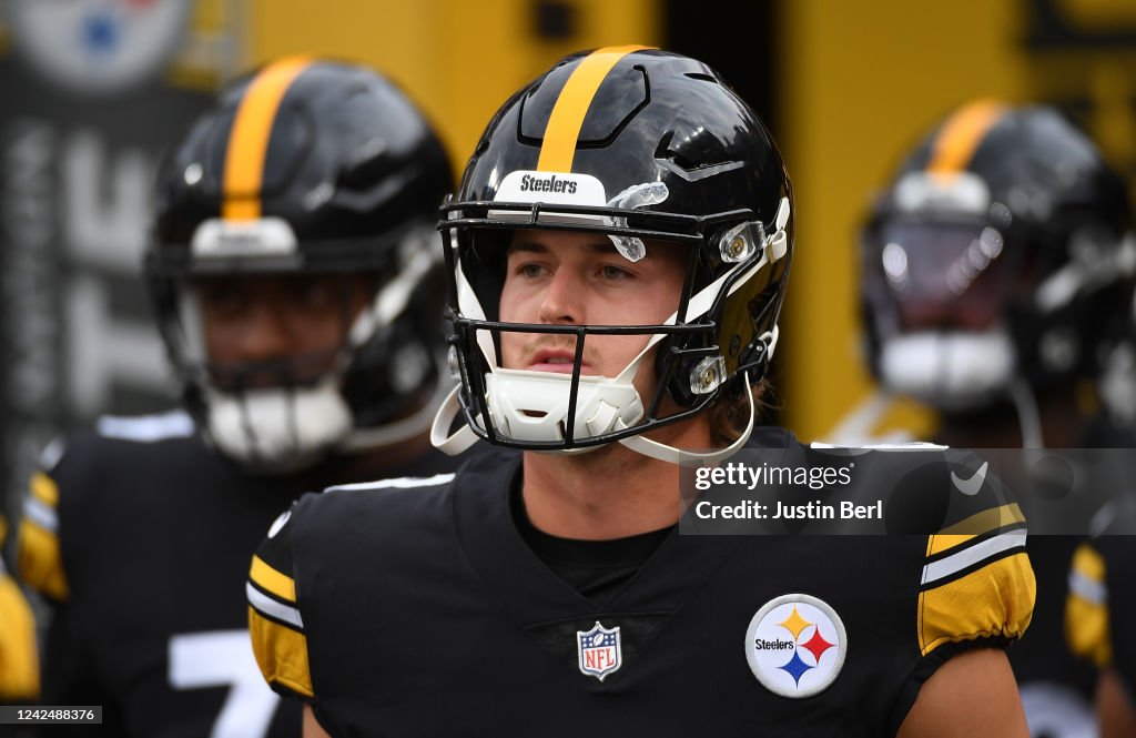 Seattle Seahawks v Pittsburgh Steelers