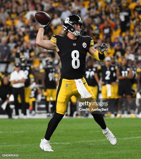 Kenny Pickett of the Pittsburgh Steelers throws a 3-yard touchdown pass in the third quarter during a preseason game against the Seattle Seahawks at...