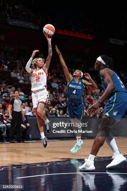 Natisha Hiedeman of the Connecticut Sun shoots the ball during the game against the Minnesota Lynx on August 14, 2022 at Mohegan Sun Arena in...