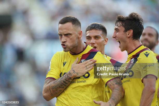 Marko Arnautovic of FC Bologna celebrates after scoring the goal from penalty spot during the Serie A match between SS Lazio and Bologna FC at Stadio...