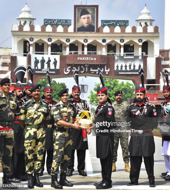 Pakistan Rangers Exchange Sweets At Wagah Border On Occasion Of ...
