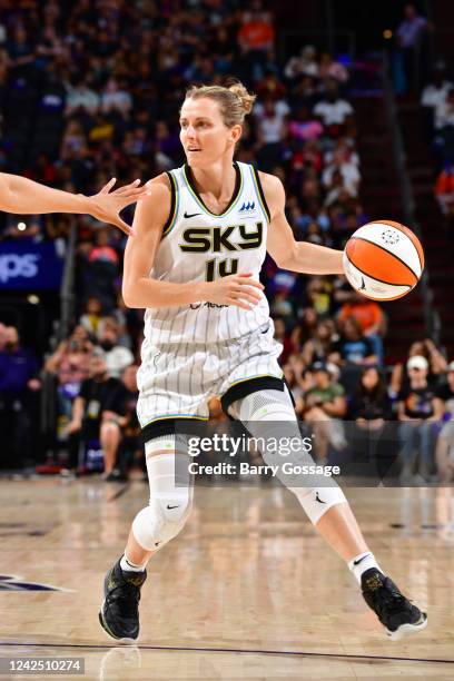 Allie Quigley of the Chicago Sky shoots the ball during the game against the Phoenix Mercury on August 14, 2022 at Footprint Center in Phoenix,...
