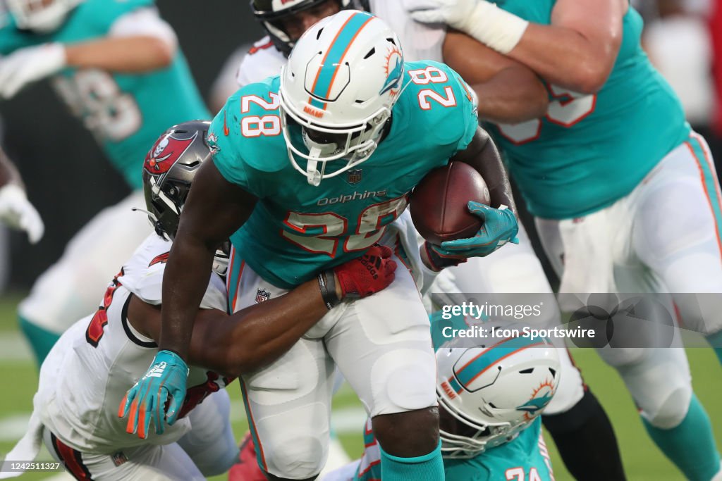 NFL: AUG 13 Preseason - Dolphins at Buccaneers