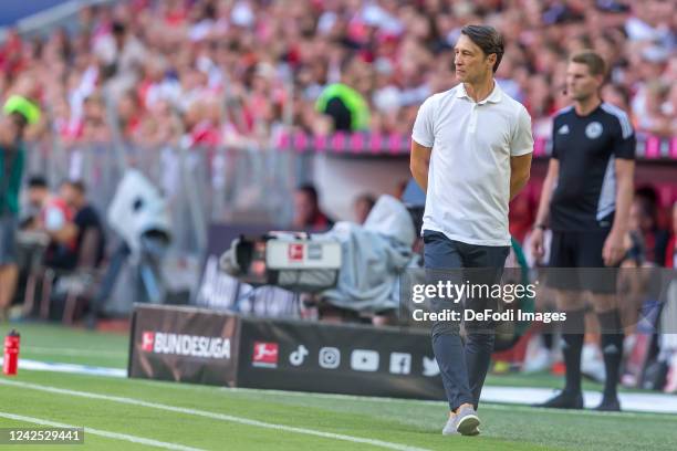 Head coach Niko Kovac of VfL Wolfsburg Looks on during the Bundesliga match between FC Bayern München and VfL Wolfsburg at Allianz Arena on August...