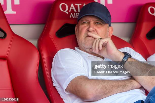 Director of sport Joerg Schmadtke of VfL Wolfsburg gestures prior to the Bundesliga match between FC Bayern München and VfL Wolfsburg at Allianz...