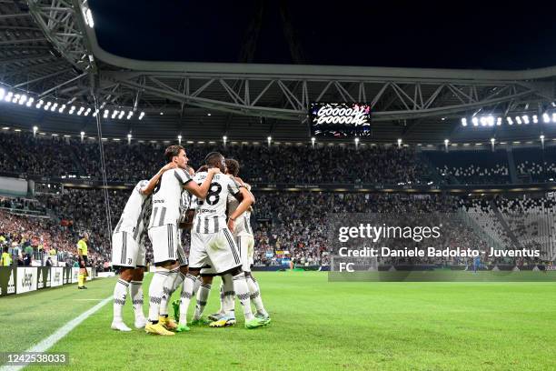 Angel Di Maria of Juventus celebrates 1-0 goal during the Serie A match between Juventus and US Sassuolo at Allianz Stadium on August 15, 2022 in...