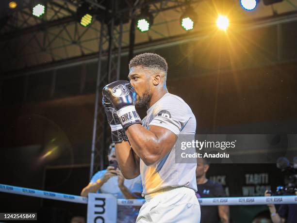 British boxer Anthony Joshua attends a training session at Club Saudi Arabian Airlines prior to his boxing match with Ukrainian boxer Oleksandr Usyk...