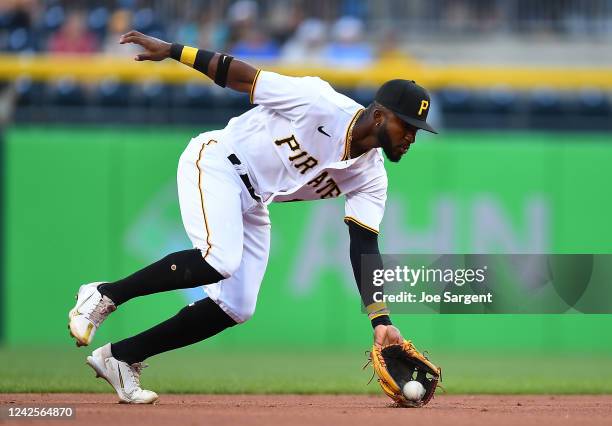 Rodolfo Castro of the Pittsburgh Pirates fields a ball hit by Xander Bogaerts of the Boston Red Sox during the first inning at PNC Park on August 17,...