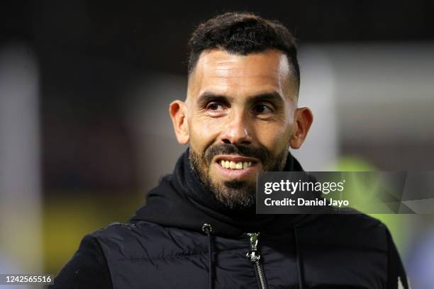 Carlos Tevez coach of Rosario Central and former player of Boca Juniors gestures before a Liga Profesional 2022 match between Boca Juniors and...