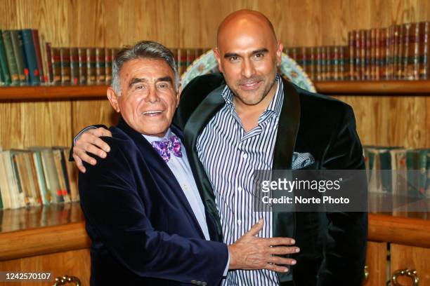 Comedian and actor Héctor Suárez poses with his son Héctor Suárez Gomís during the announcement of their first performance together in the play "El...